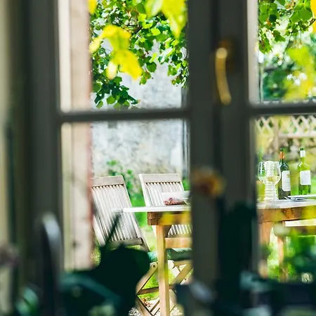 Bed & Breakfast Domaine De Mercade Rauzan